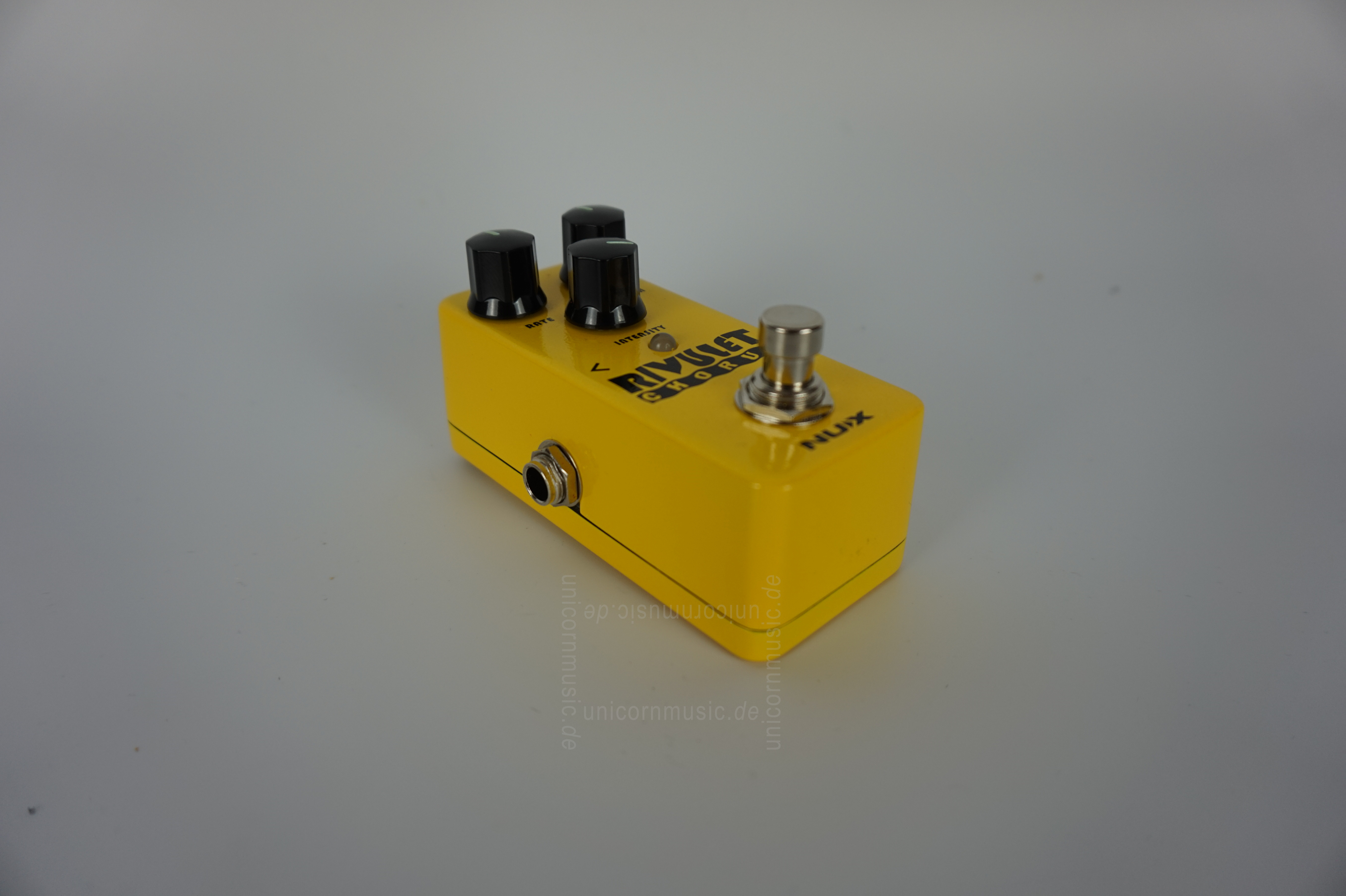 to article description / price NUX Rivulet Chorus
