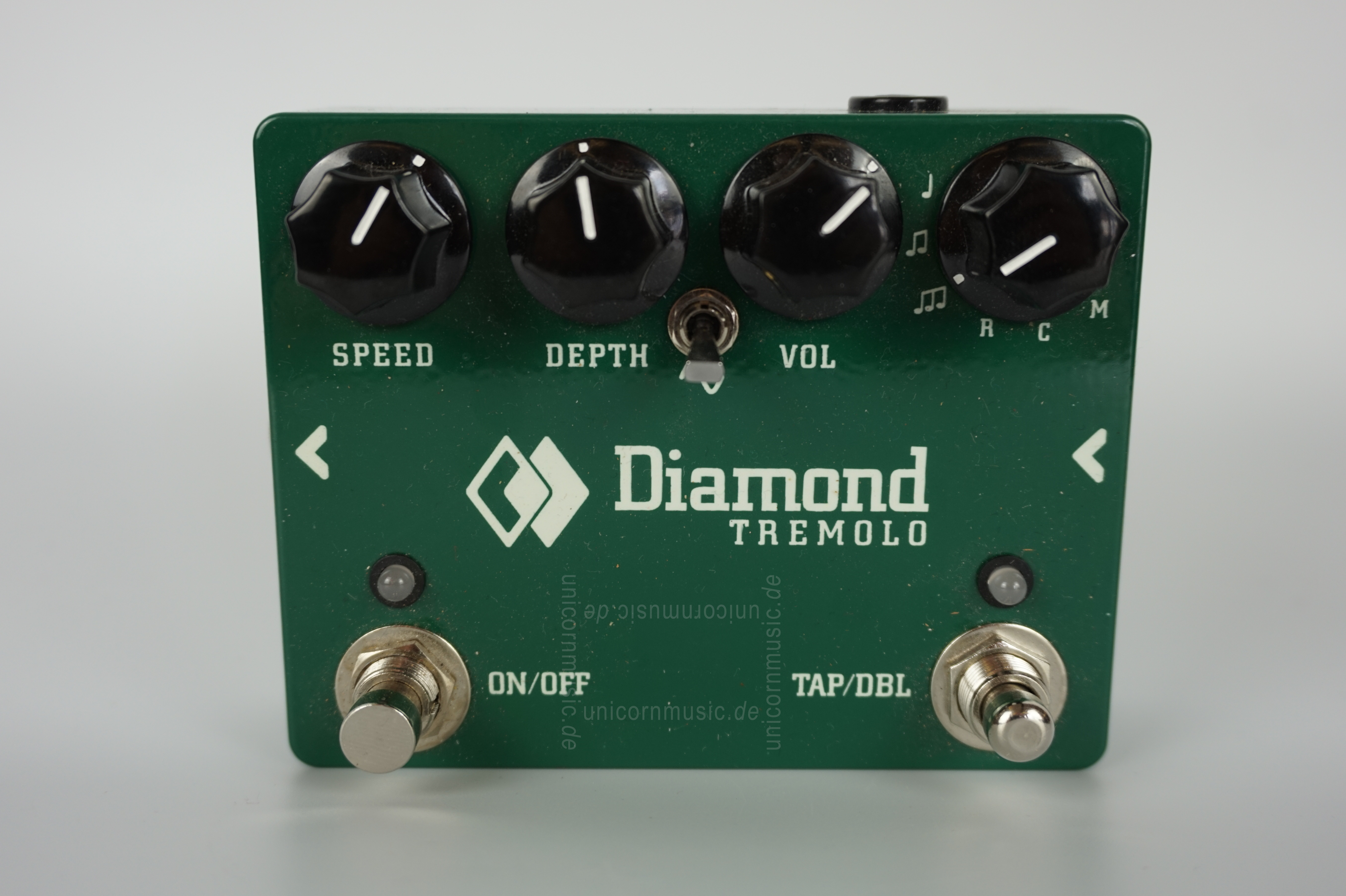 to article description / price Diamond Tremolo