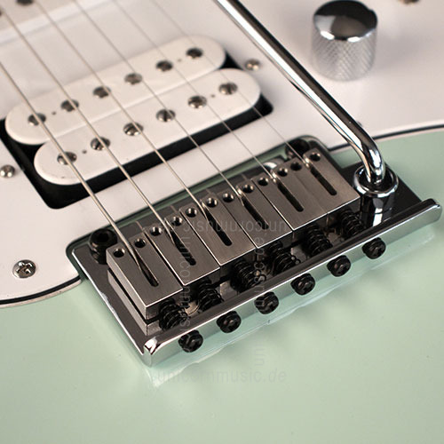 to article description / price Electric Guitar CORT G260 DX Swamp Ash - See Foam Green