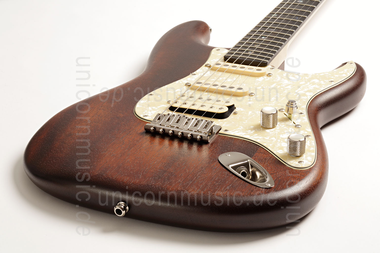 to article description / price Electric Guitar BERSTECHER Deluxe 2018 - Old Whisky / Cream Perloid + hard case - made in Germany