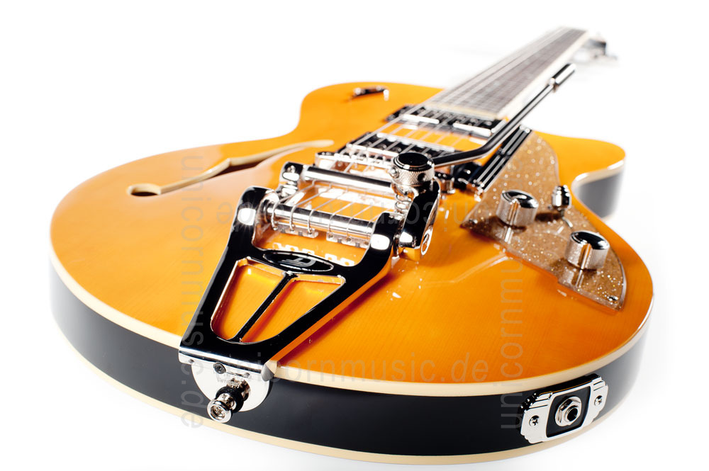 to article description / price Electric Guitar DUESENBERG STARPLAYER TV - Trans-Orange + Custom Line Case