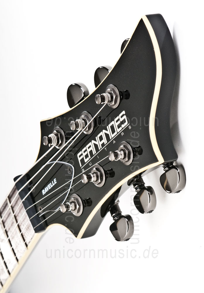 to article description / price Electric Guitar FERNANDES RAVELLE DELUXE - Black + Case