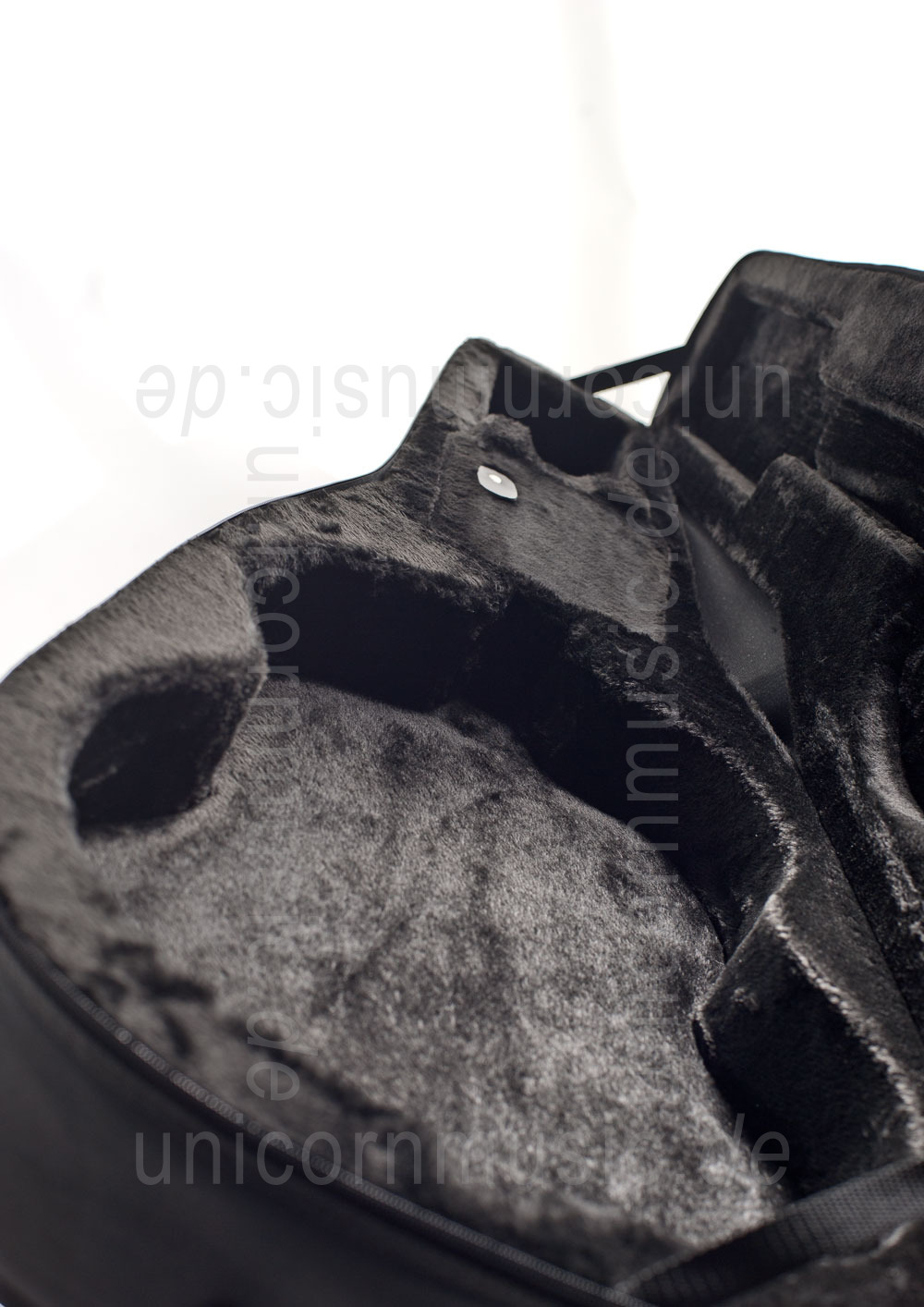 to article description / price Lightweight Case (Softcase) for classical guitar
