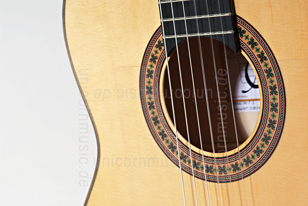to article description / price Spanish Flamenco Guitar CAMPS M7-S (blanca) - solid spruce top