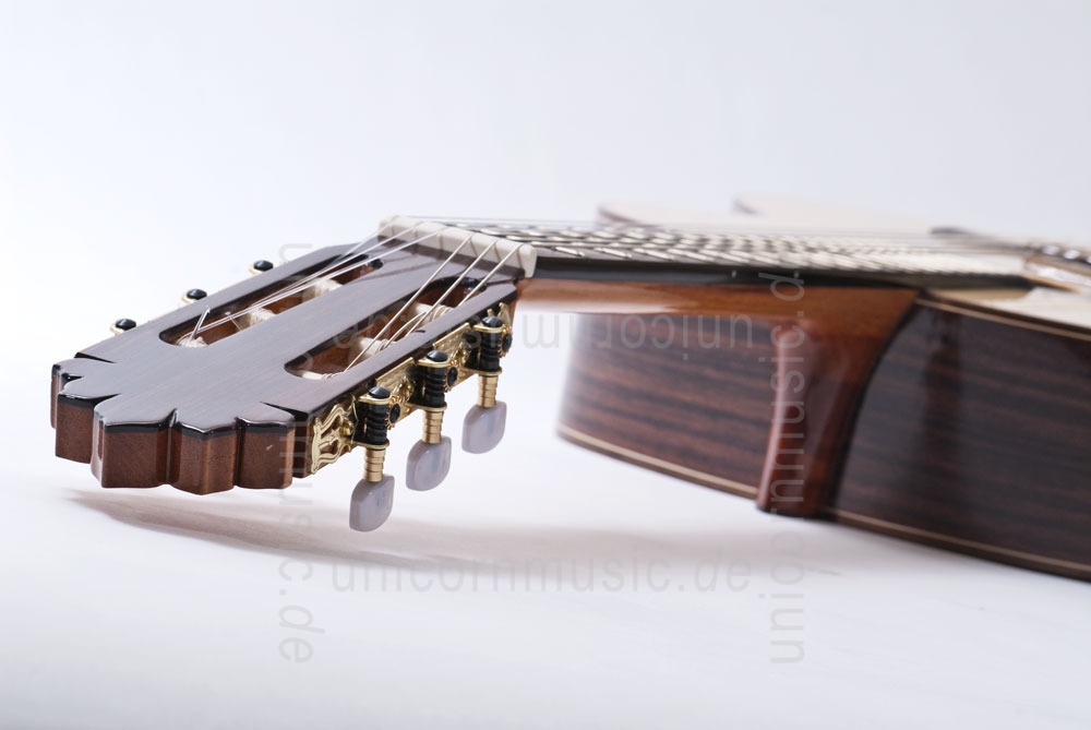 to article description / price Spanish Classical Guitar JOAN CASHIMIRA MODEL 130 Spruce - solid spruce top