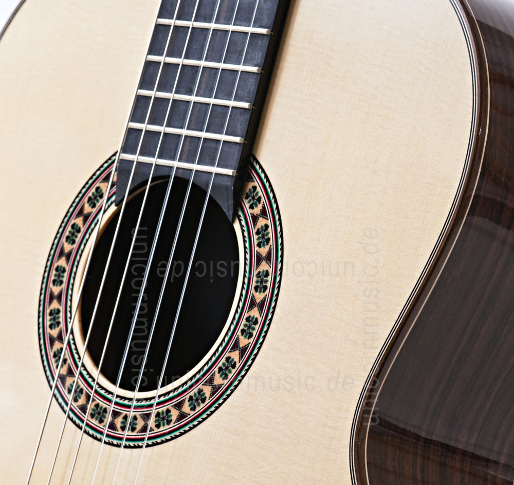 to article description / price Spanish Classical Guitar JOAN CASHIMIRA MODEL 130 Spruce - solid spruce top