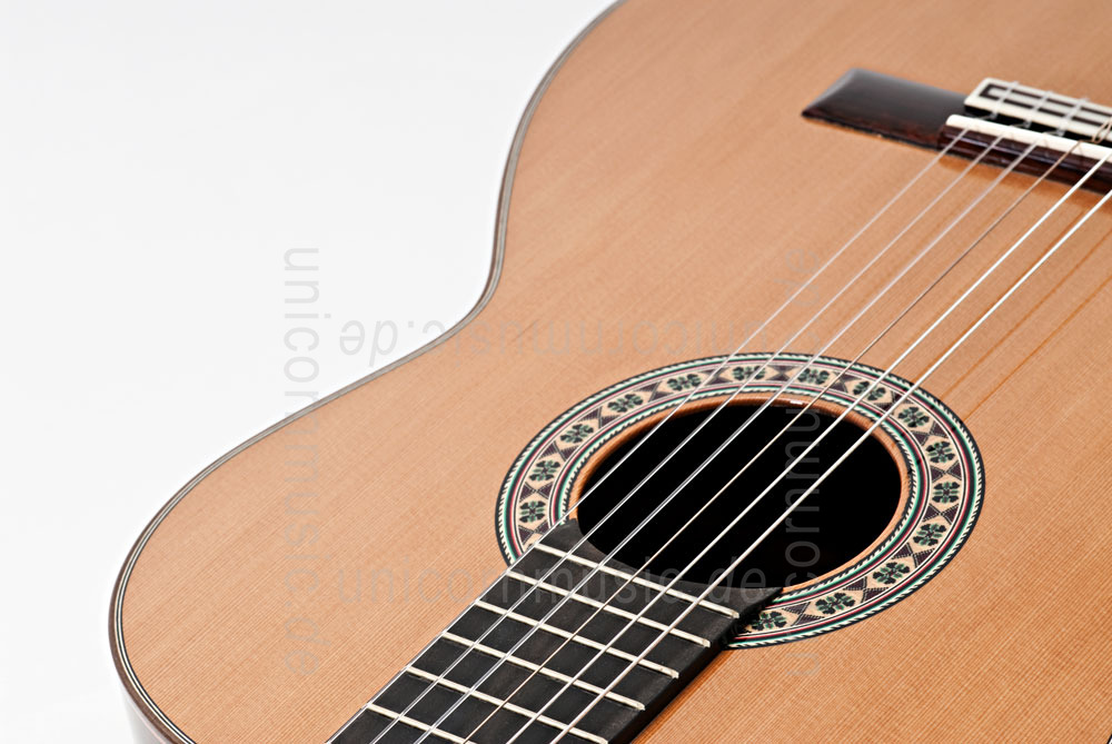 to article description / price Spanish Classical Guitar JOAN CASHIMIRA MODEL 140 Cedar - solid cedar top