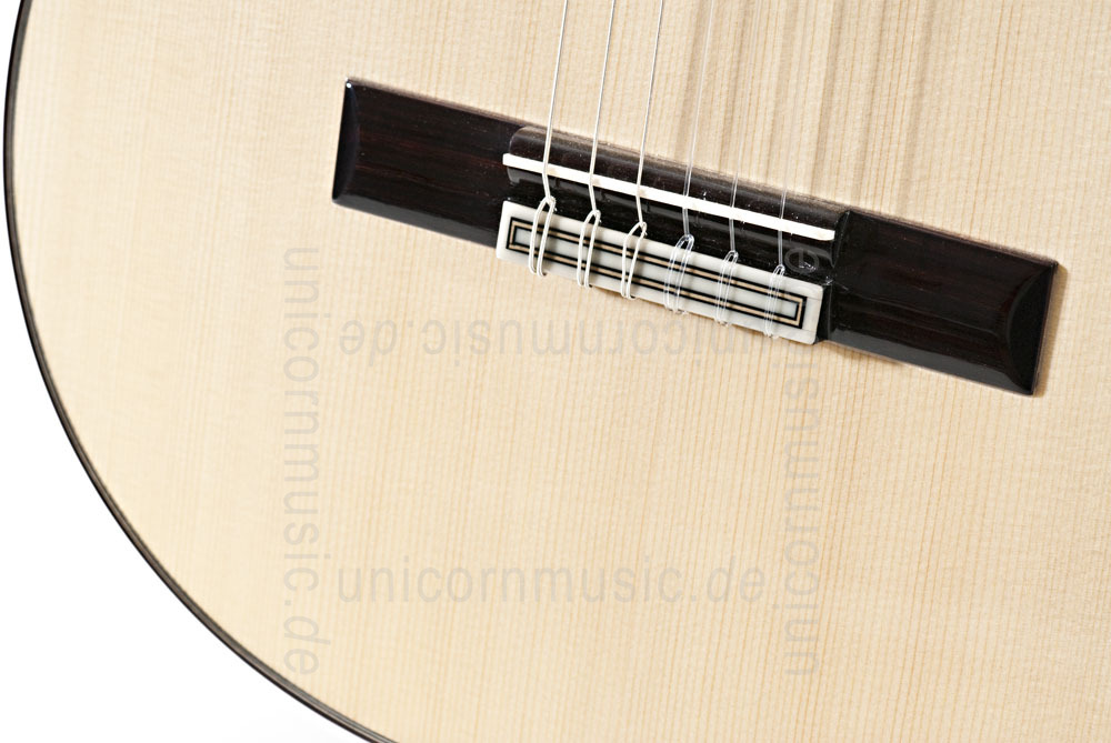 to article description / price Spanish Classical Guitar JOAN CASHIMIRA MODEL 144 Spruce - all solid - spruce top