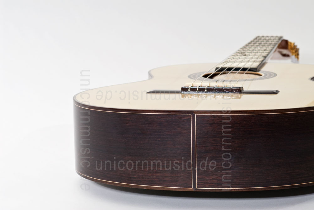 to article description / price Spanish Classical Guitar JOAN CASHIMIRA MODEL 2A Spruce - all solid - spruce top + Softcase