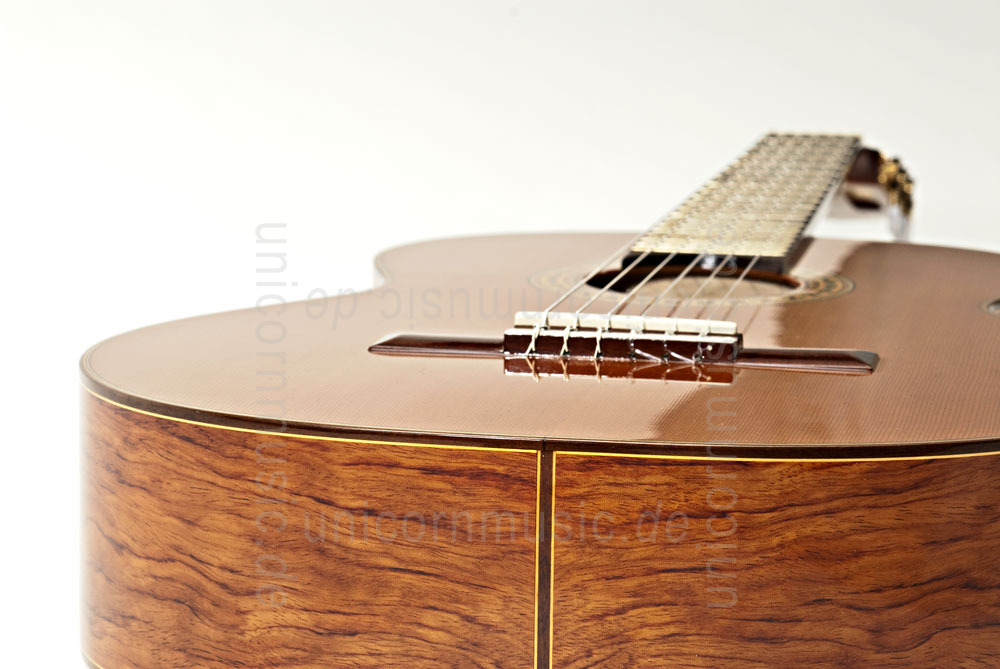 to article description / price Spanish Classical Guitar JOAN CASHIMIRA MODEL 56 - solid cedar top