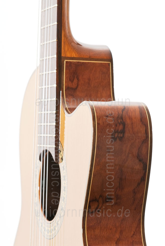 to article description / price Spanish Classical Guitar JOAN CASHIMIRA MODEL 56e E-C Cutaway Thinline - without pickup - solid cedar top
