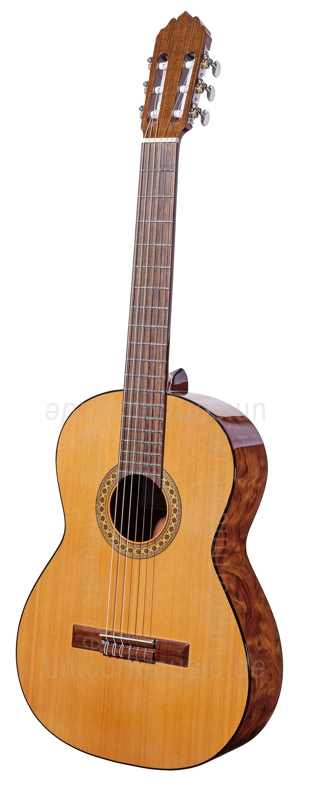 to article description / price Spanish Classical Guitar JOAN CASHIMIRA MODEL 20 - solid cedar top