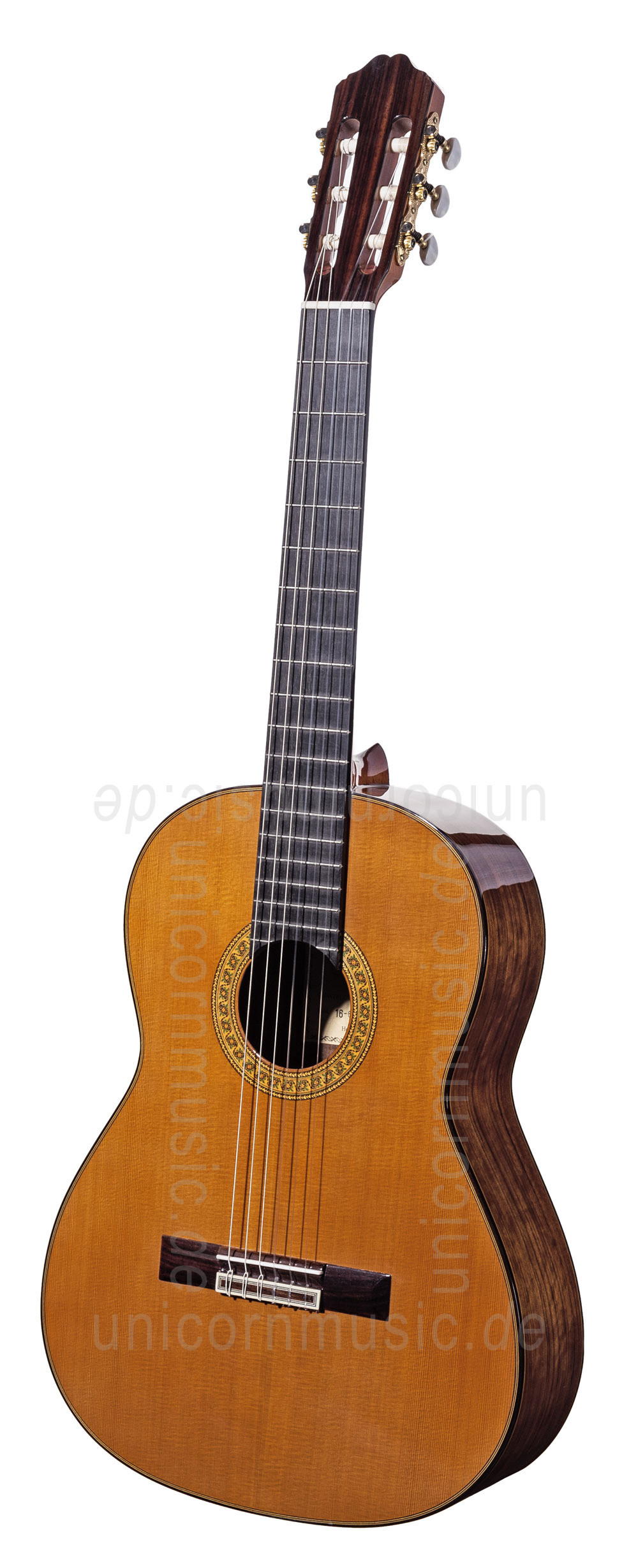 to article description / price Spanish Classical Guitar VALDEZ MODEL 16/63 SENORITA (ladies