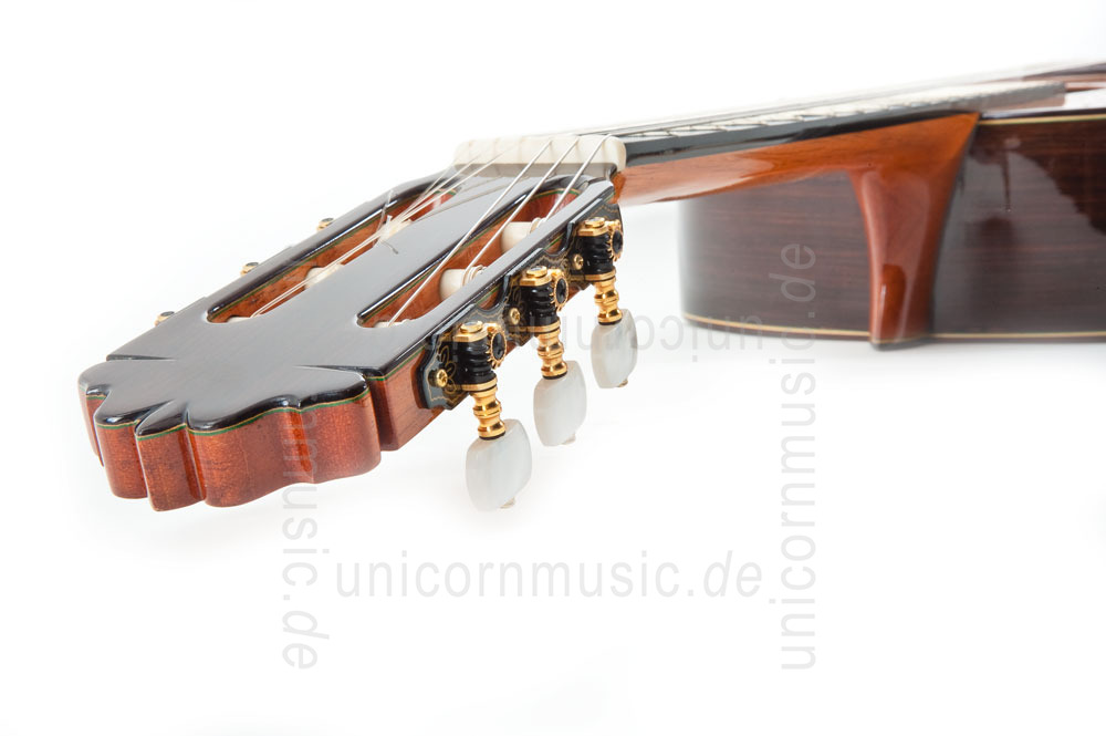 to article description / price Spanish Classical Guitar HERMANOS SANCHIS LOPEZ Model EXTRA CONCIERTO CAVIUNA - all solid - cedar top + case