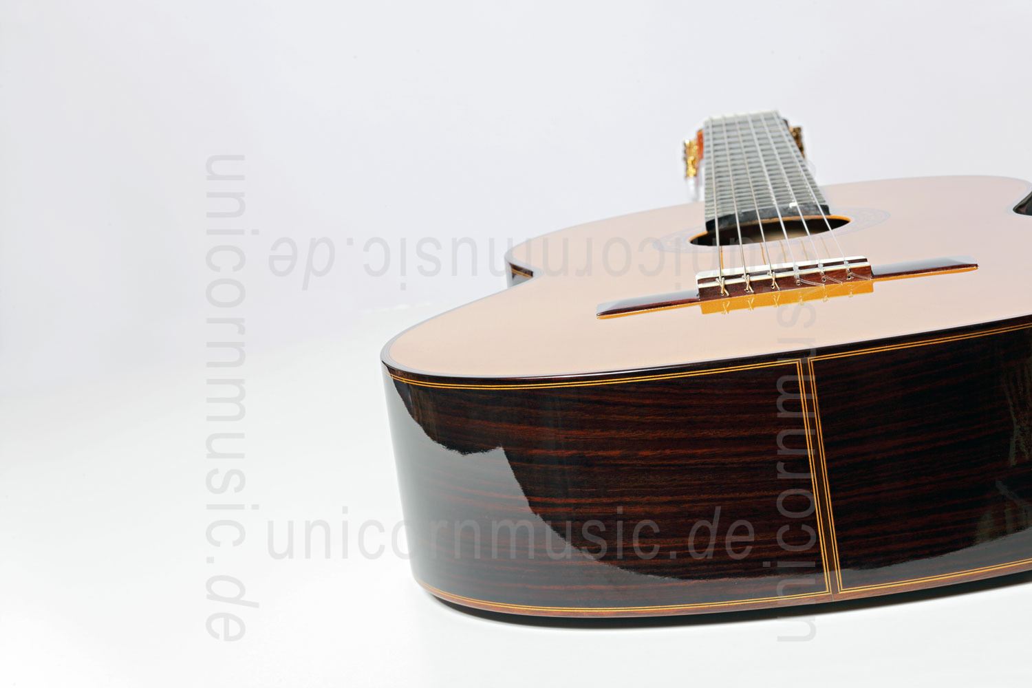 to article description / price Spanish Classical Guitar VALDEZ MODEL 28 S - all solid - spruce top