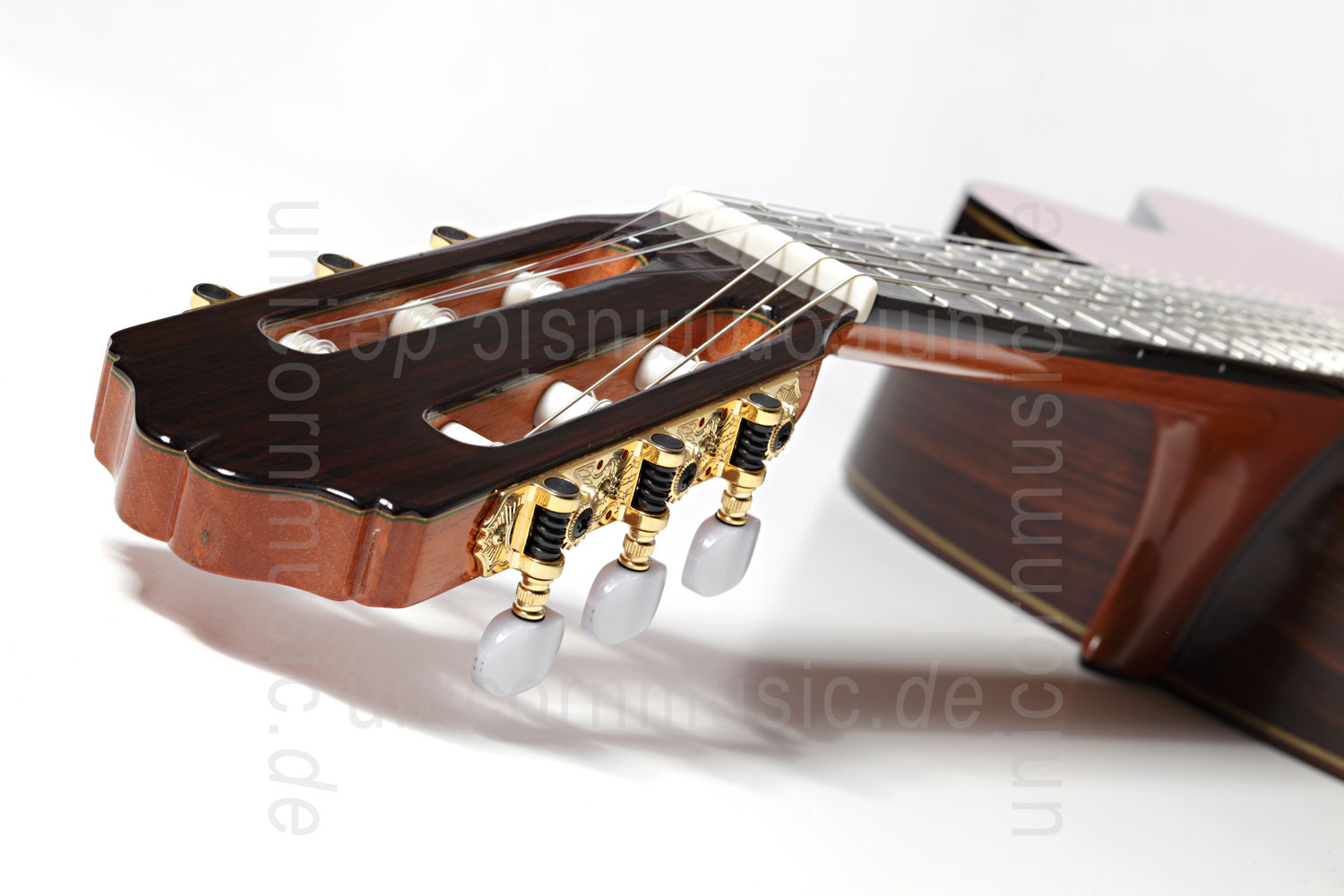 to article description / price Spanish Classical Guitar VALDEZ MODEL 38 S - all solid - spruce top
