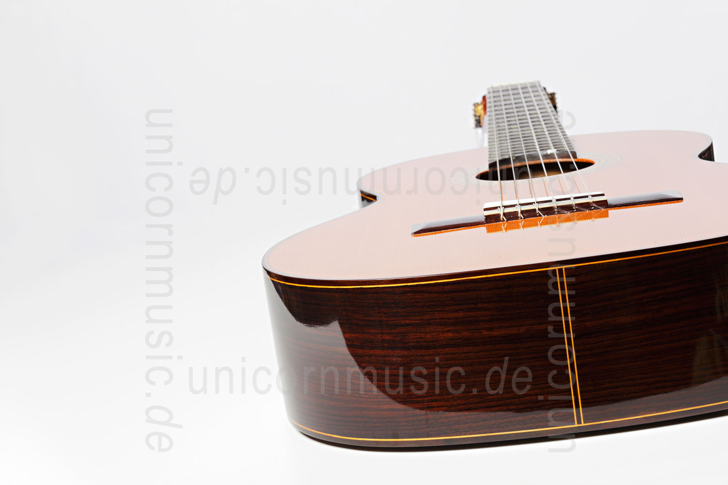 to article description / price Spanish Classical Guitar VALDEZ MODEL 7 Cedar - solid top