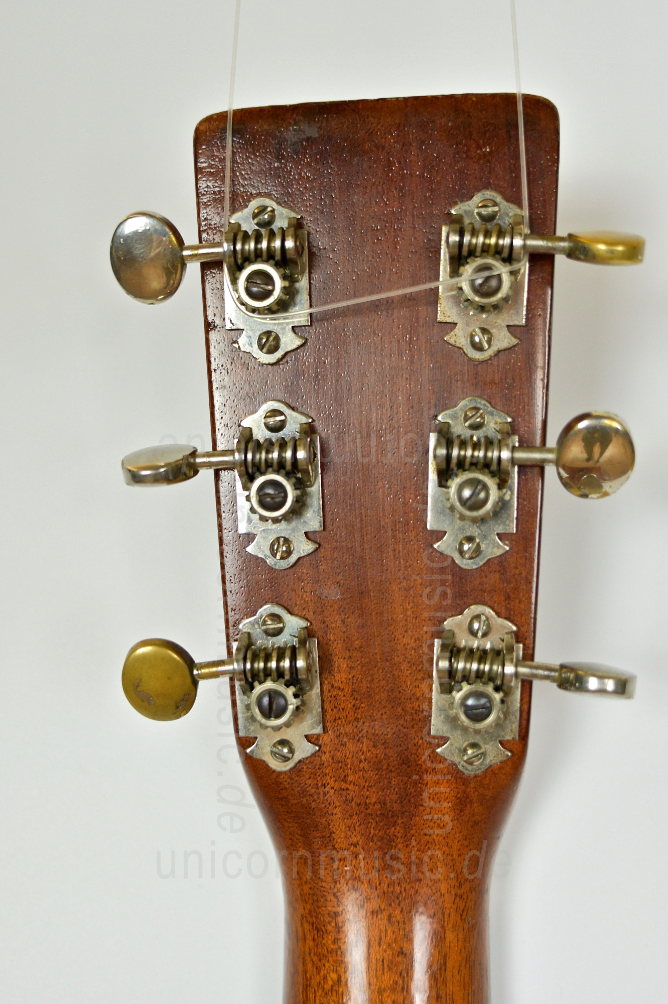 to article description / price MARTIN D-18 (1942) - Dreadnought Model - Engelmann spruce top - all solid + hardcase
