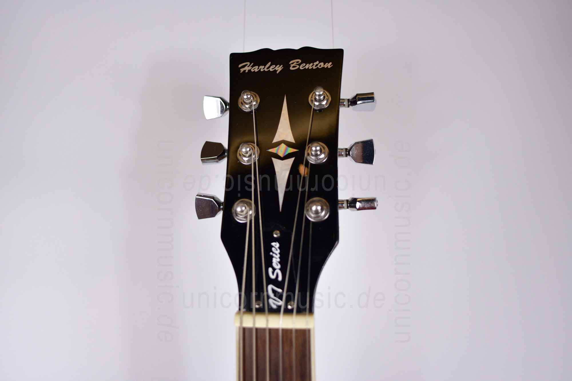 to article description / price Harley Benton HB35 VS