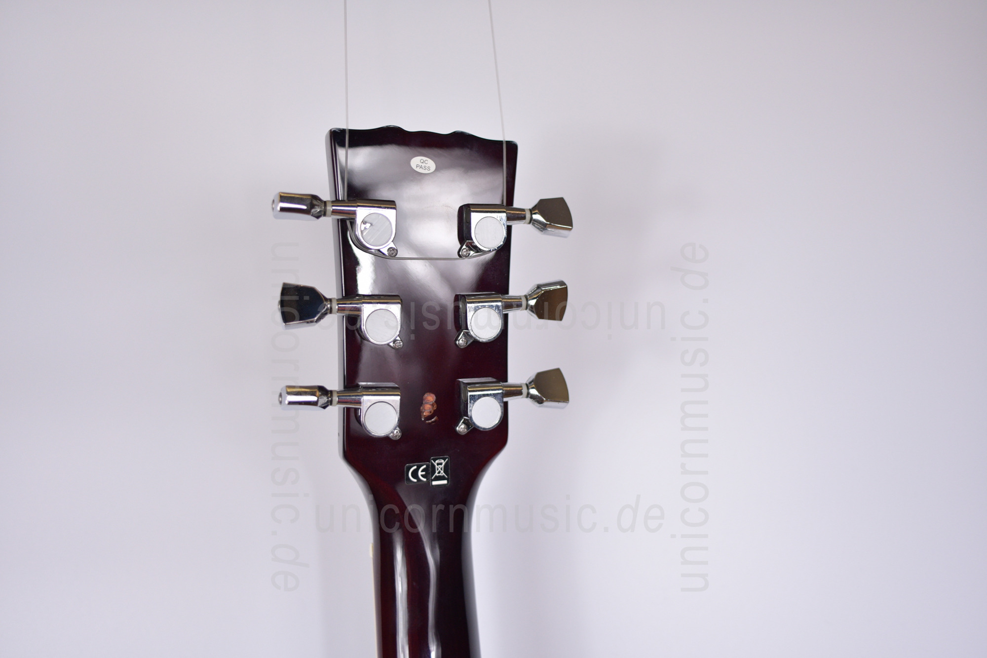 to article description / price Harley Benton HB35 VS