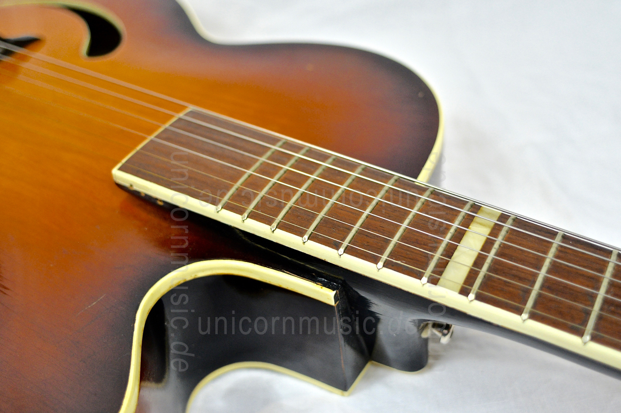 to article description / price 115 - Voss Archtop