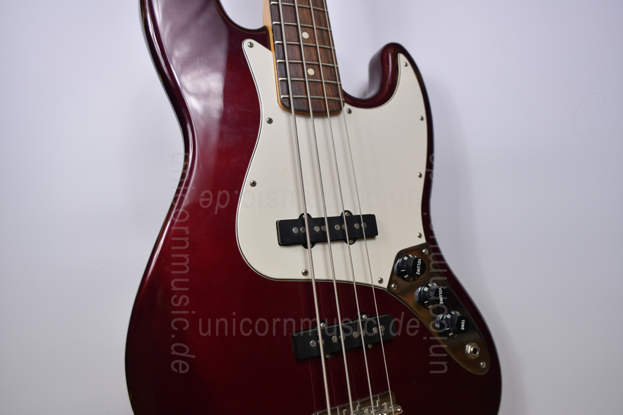 to article description / price Fender Jazz Bass