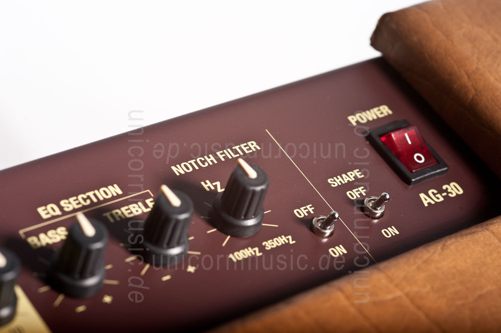 to article description / price Acoustic Amplifier - ULTRASOUND AG30 (by Dean Markley)