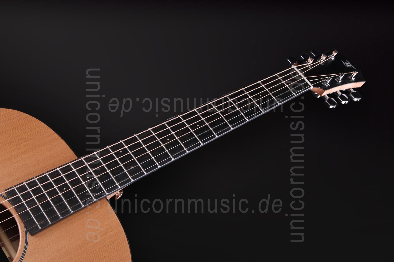 to article description / price Acoustic Guitar FURCH BLUE D-CM - Dreadnought - all solid