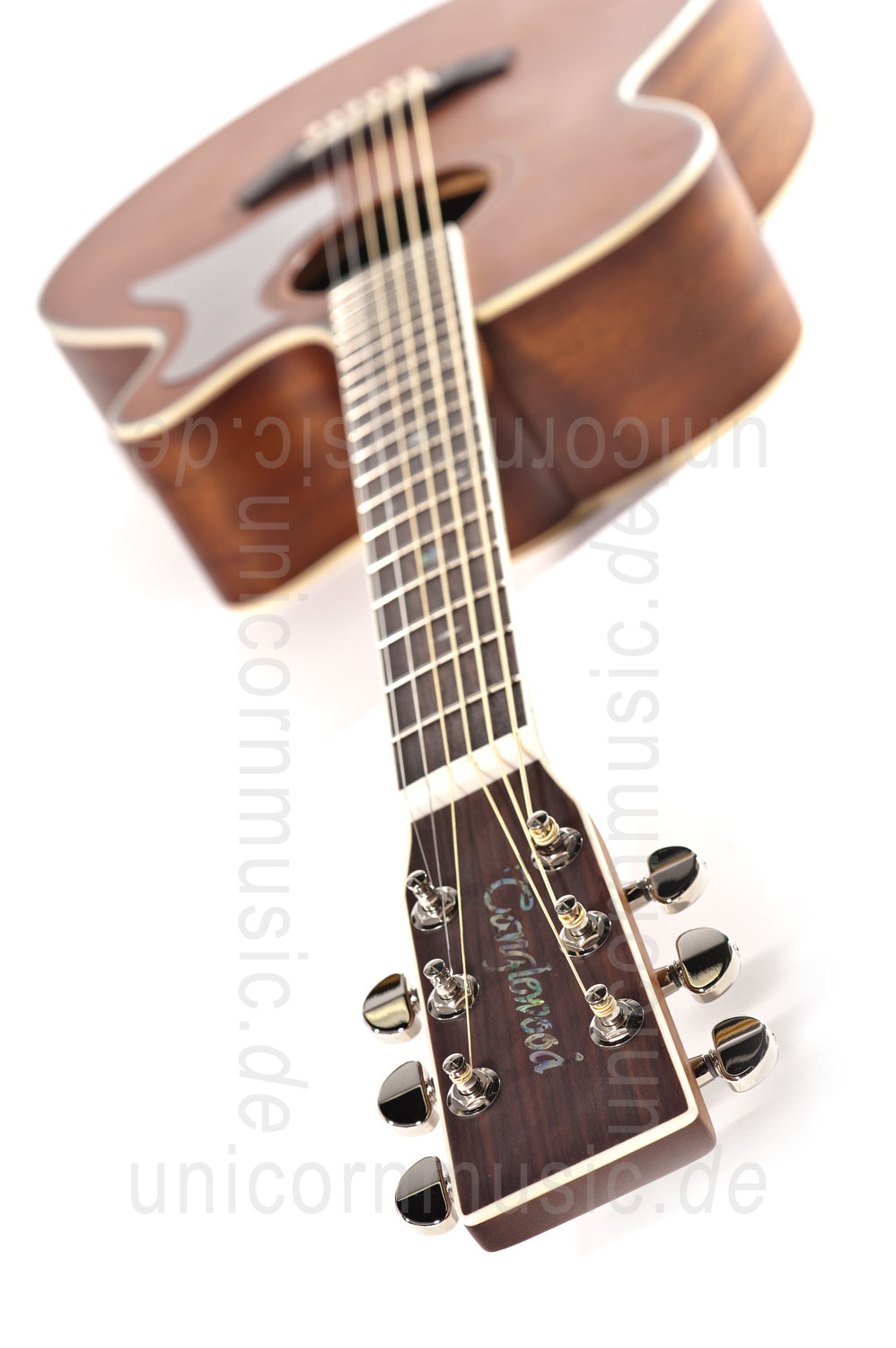 to article description / price Acoustic Guitar TANGLEWOOD TW45/NS E - Sundance Series - Fishman Presys Plus EQ - Super Folk - Cutaway - solid top + back - hardcase